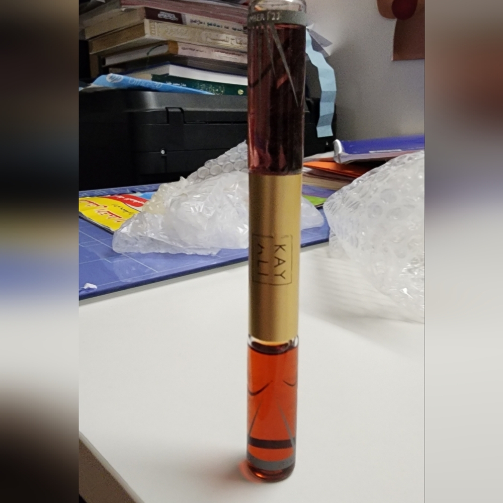 Kayali  Deja Vu White Flower
& Invite Only Amber Rollerball Scratched Bottle New